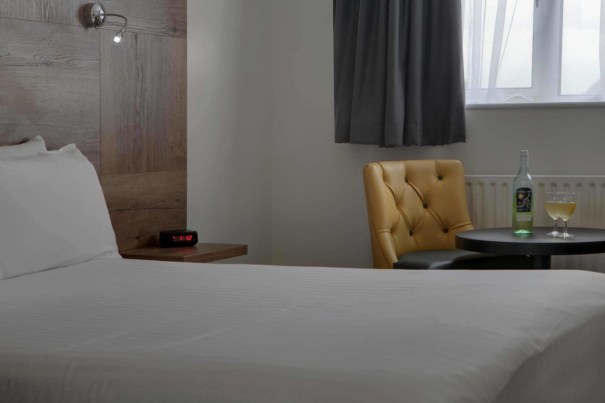 Best Western White House Hotel Уотфорд Экстерьер фото